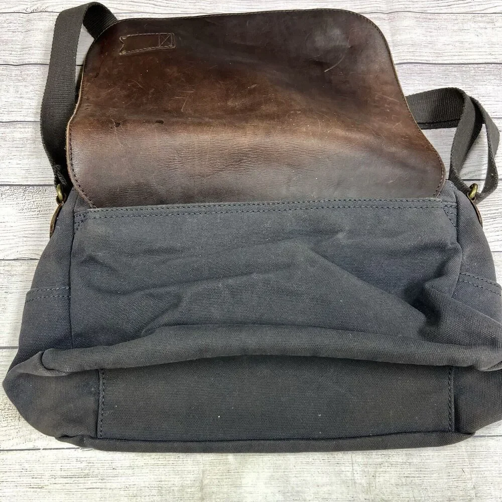 Patricia Nash Men's Leather Brown Blue Messenger Bag Travelers